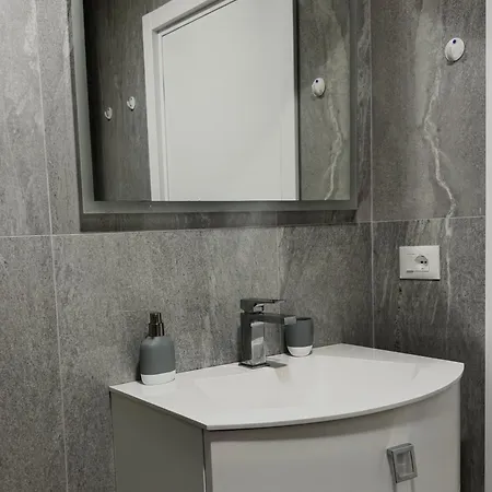 Incasso Center * Tirana